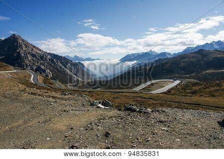 China Sichuan Aba road scenery