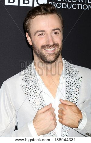 LOS ANGELES - NOV 22:  James Hinchcliffe at the 