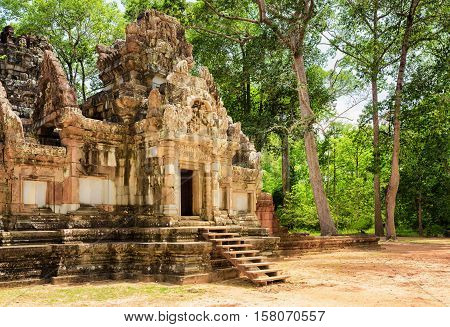 Entrance To Ancient Thommanon Temple In Angkor, Cambodia