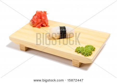 Sushi na drewniany stojak