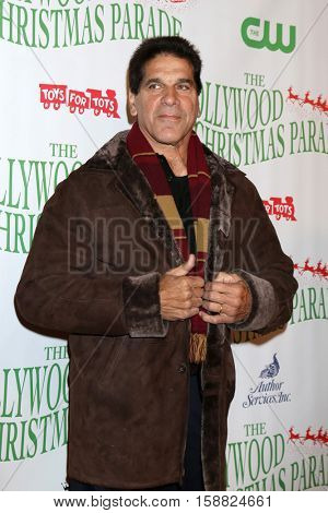 LOS ANGELES - NOV 27:  Lou Ferrigno at the 85th Annual Hollywood Christmas Parade at Hollywood Boulevard on November 27, 2016 in Los Angeles, CA