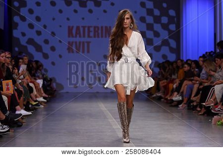 Ukrainian Fashion Week Ss19: Collection By Katerina Kvit
