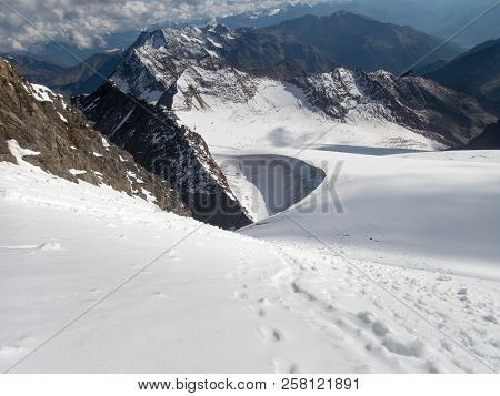 Beautiful Glacier Hike And Clim To Weisskugel Mountain