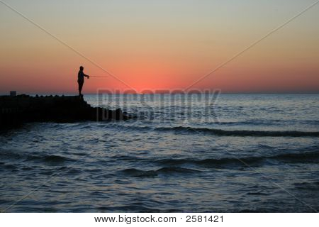 Pescatore al tramonto