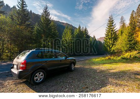 Mizhhirya, Ukraine - Oct 21, 2017: Hyundai Tucson Suv On Countryside Road. Lovely Transportation Sce