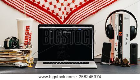 London, Uk - Sep 13, 2018: Creative Room Table With Safari Browser On Macbook Pro Laptop Showcasing 