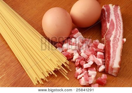 Italia Pasta Alla Carbonara mit frischen Zutaten