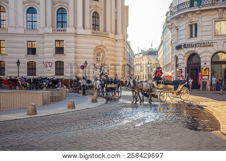 Vienna, Austria - 19.08.2018: Horse-drawn Carriage Or Fiaker, Popular Tourist Attraction, On Michael