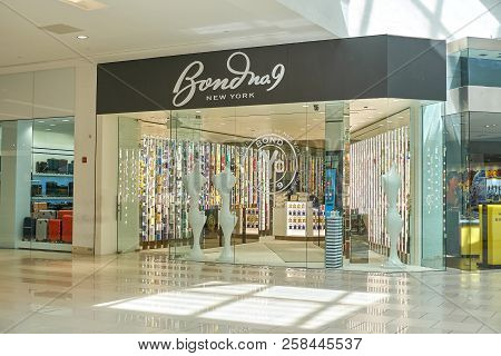 Aventura, Usa - August 23, 2018: Bond No. 9 Famous Boutique In Aventura Mall. Bond No. 9 Is An Ameri