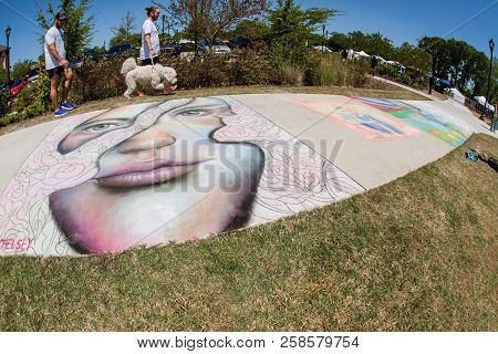 Lawrenceville, Ga - April 2018:  People Walk By Detailed Chalk Art On A Sidewalk At The Lawrencevill