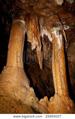ฝรั่งเศสใน Grotte เดอลา Deveze