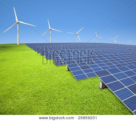solární panely a větrné turbíny na louky