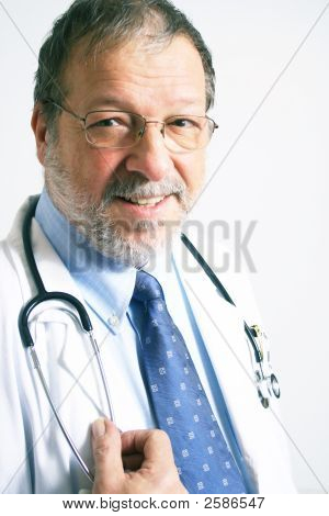 Kıdemli doktor