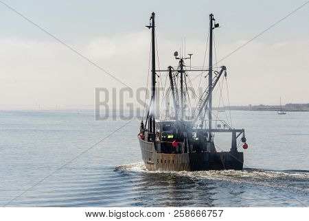 New Bedford, Massachusetts, Usa - September 15, 2018: Commercial Fishing Vessel Settler, Hailing Por