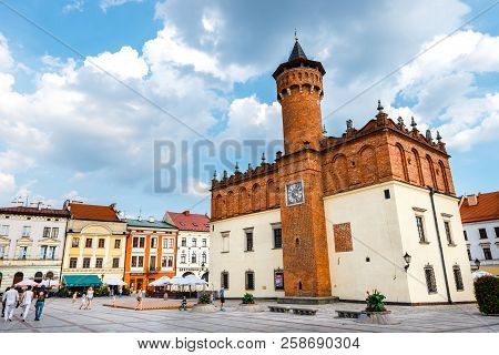 Tarnow, Poland, August 19, 2018: Renaissance Town Hall On Market Square In Tarnow.