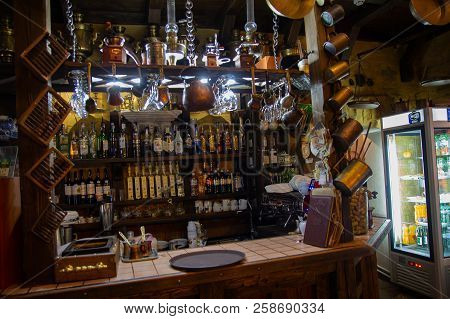 Kamyanets-podolsky, Ukraine - June 30, 2018: Interier Cafe Decorated In A Retro Style With Antiques