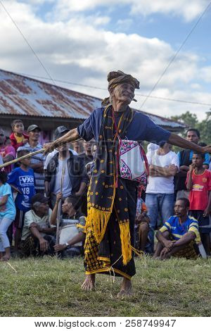 Bajawa, Indonesia - May 19: Unidentified People Gather For A Harvest Dance And Boxing Near  Bajawa I