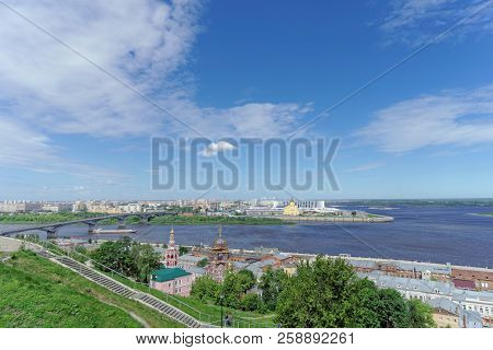 Nizhny Novgorod, Russia. - June 21.2018. View From The High Bank Of The Oka To Strelka Crossing The 