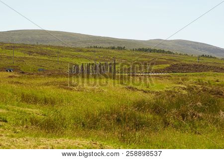 Loch Glascarnoch, A Reservoir 7km Long, Is About Halfway Between Ullapool And Inverness.