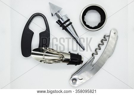 Wine Bottle Plug Set. Corkscrew, Opener, Cone Stopper For A Bottle, Stopper-dispenser, Ring For Pour