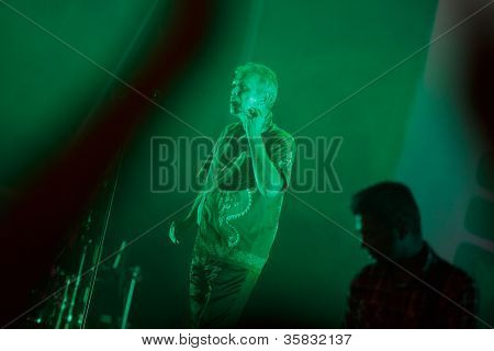 OLHAO โปรตุเกส - 9 สิงหาคม: GNR ทำ onstage ที่เทศกาลอาหารทะเลเมื่อ 9 สิงหาคม 2012 ใน Olhao
