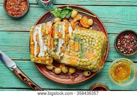 Appetizing Jellied Fish.
