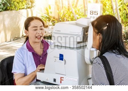 Kanchanaburi Thailand - December 14 : A Mobile Hospital Unit For Eye Examination Services For The Ge