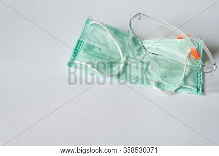 Covid-19 Medical Disposable Face Mask The New Coronavirus Pneumonia Received The Official Name From 