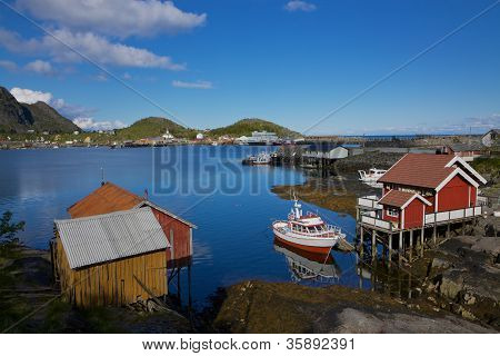 Přístav v Moskenes