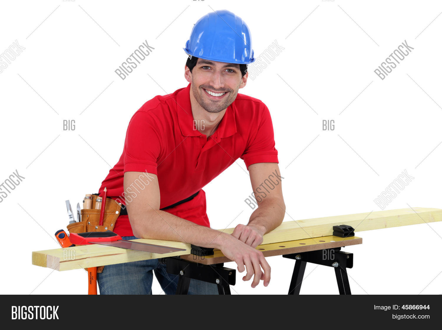 Плотник на стройке. Плотник в перчатках. Плотник квалификация. Строители. Столяр строительный.