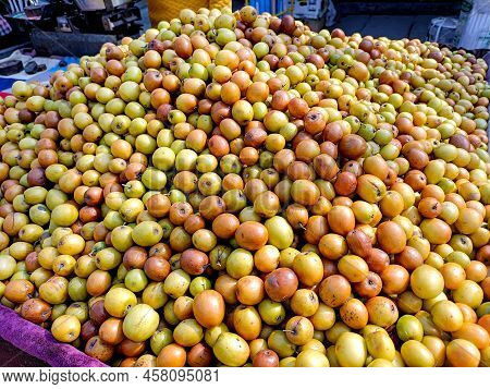 A Ziziphus Mauritiana, Also Known As Ber, Chinee Apple, Jujube, Indian Plum And Masau Is A Tropical 