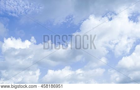 Abstract Cloudy Background, Beautiful Natural Streaks Of Sky And Clouds, Beautiful Natural Landscape