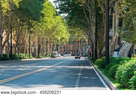 Tbilisi, Georgia - 18 September, 2021: Chavchavadze Avenue In Tbilisi