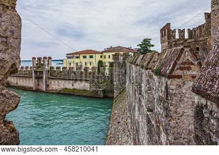 Sirmione Old Town, Garda Lake, Lombardy, Italy. Castello Dei Scaligeri