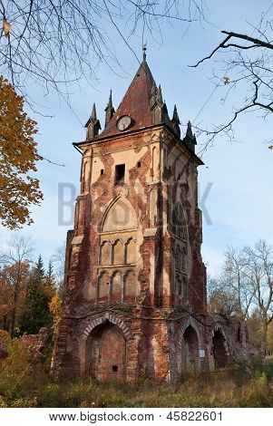 Ruined Tower Chapelle