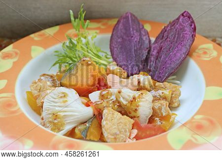 Testy And Healthy Grilled Oyster Mushrooms And Vegetable Salad With Steamed Purple Sweet Potatoes