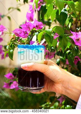 Lavander Fizz, Cocktail Based On Refreshing Gin With Saffron Foam Of Lavender Color. Drinking Glass 