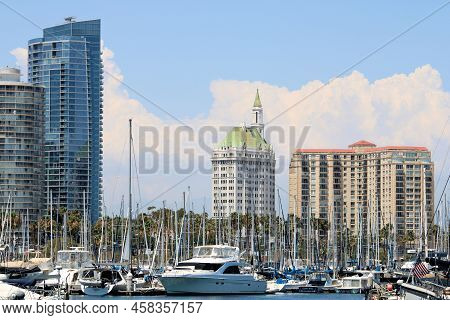 July 18, 2022 In Long Beach, Ca:  Yachts And Sailboats Docked At The Long Beach, Ca Marina With The 