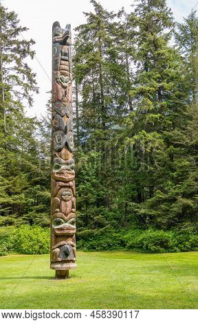 Sitka, Ak - 8 June 2022: Totem Poles Displayed In The Sitka National Historical Park In Alaska