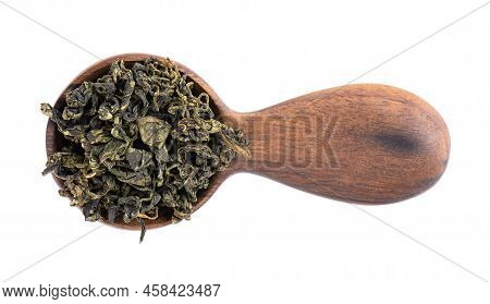 Dry Gynostemma Pentaphyllum Leaf In Wooden Spoon, Isolated On White Blackground. Jiaogulan Or Miracl