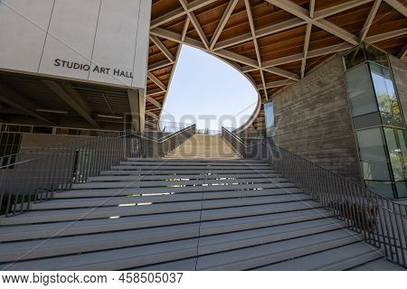 Claremont, Ca - June 20 2022:  On The Campus Of The Claremont Colleges