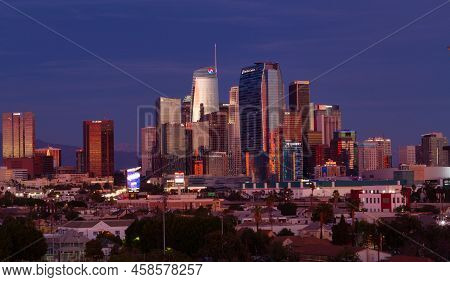 Los Angeles, Ca - June 20 2022:  Los Angeles Skyline At Dusk