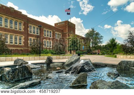 Schofield Hall And Fountain On The Campus Of The University Of Wisconsin-eau Claire