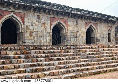 Mughal Architecture Inside Lodhi Gardens, Delhi, India, Beautiful Architecture Inside The The Three-