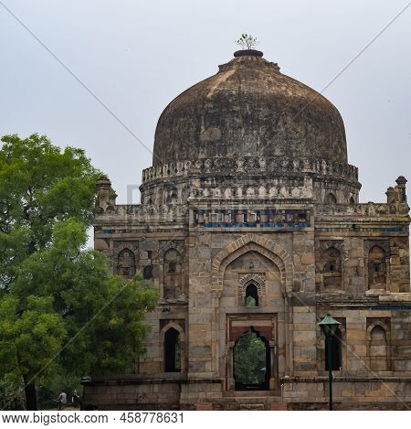 Mughal Architecture Inside Lodhi Gardens, Delhi, India, Beautiful Architecture Inside The The Three-