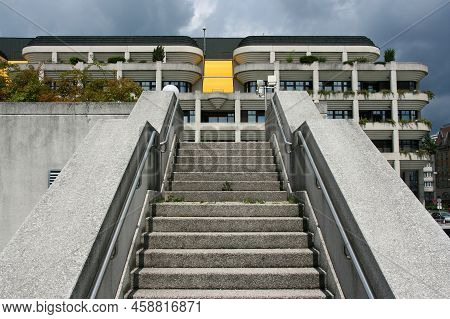 Linz, Austria - August 5, 2008: City Hall (rathaus) Of Linz, Austria. It Is The Capital City Of Uppe
