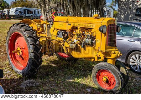 Fort Meade, Fl - February 23, 2022: 1951 Minneapolis-moline Model R At Local Tractor Show