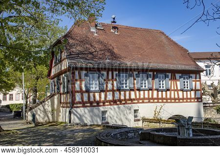 Hochheim, Germany - April 25, 2021: Old Historic Half Timbered Priests House In Hochheim. Nowadays I