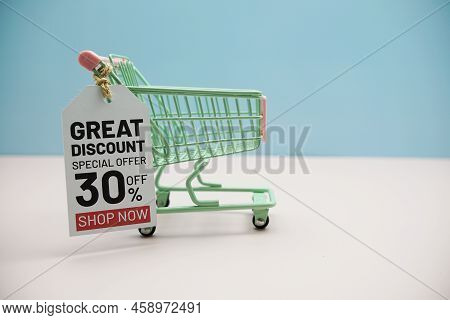 Great Discount 30% Offcyber Monday Sale 50%  Text Message On Price Tax With Shoppint Trolley Cart On