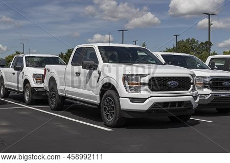 Zionsville - Circa July 2022: Ford F-150 Display At A Dealership. The Ford F150 Is Available In Xl, 